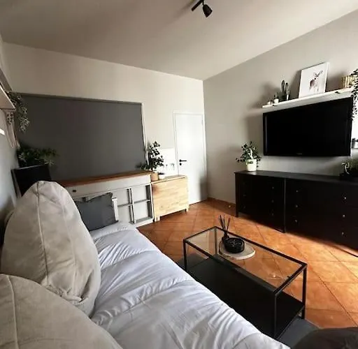 T1 Apartment *
